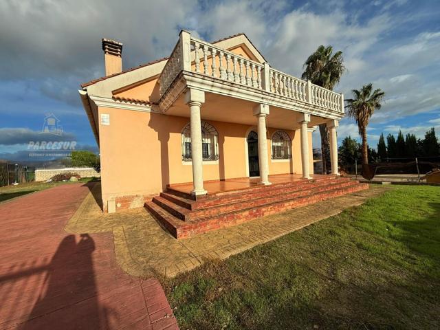 Zona ctra. Palma del rio . Parcela de terreno de 1250 m con vivienda de unos 350 m. photo 0