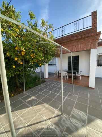 HIGUERON - Parcela de 765m² con casa de unos 140m² y por separado nave-trastero de unos 100m² photo 0