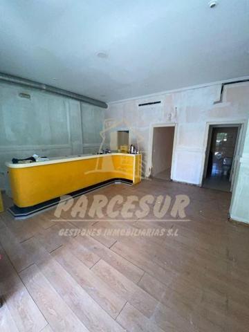 ZONA SAGUNTO - Alquiler de local comercial de 52 m. . El alquiler del local sería de 350€-mes. photo 0