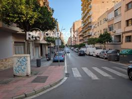 Piso Alquiler junto a la Plaza de Toros - Cochera privada (2 coches) photo 0