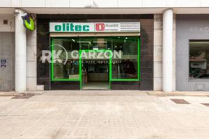 Local de 285 m2 en Calle Benizalon en perfecto estado! photo 0