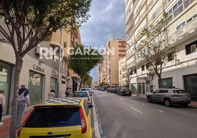 Piso Alquiler en Almería - Zona Altamira photo 0