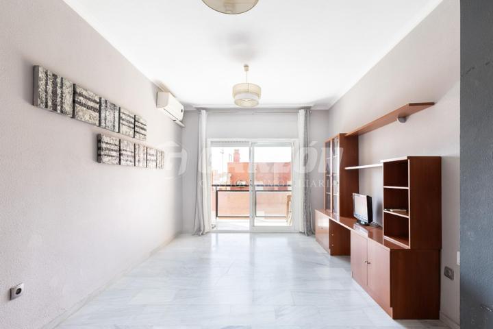 Piso en venta de 3 Dormitorios con TERRAZA photo 0