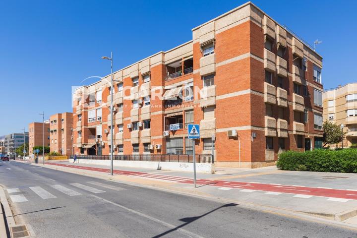 OPORTUNIDAD EN PADRE MENDEZ, 4 DOR Y 2 BAÑOS, CON GARAJE Y TRASTERO photo 0