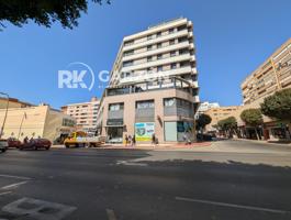Piso Alquiler Amueblado céntrico con pl. de garaje junto Pl. Barcelona (Mercadona) photo 0
