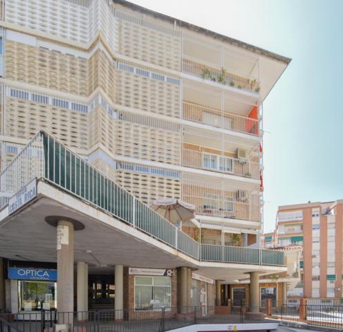 PISO EN GRANADA ZONA SEVERO OCHOA CON TERRAZA, GARAJE Y TRASTERO photo 0