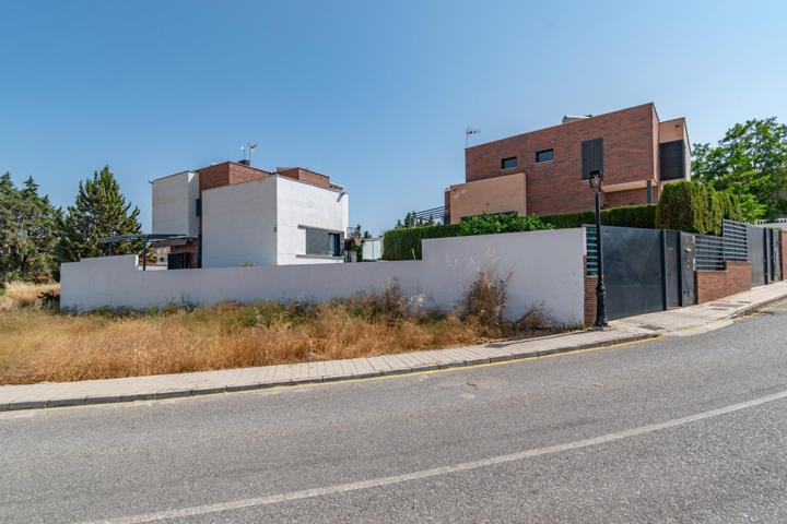Espectacular chalet en Alhendín – Urbanización El Arenal! photo 0