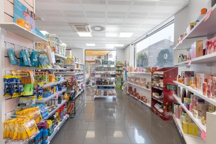 TRASPASO DE DROGUERIA Y PERFUMERIA CENTRO DE OGIJARES photo 0