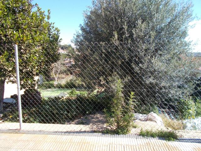 Fantástica parcela en El Vendrell - Urbanización Oasis photo 0