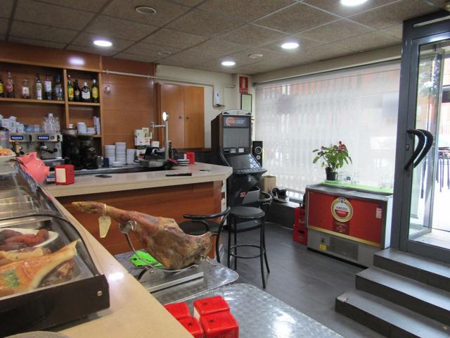 Traspaso de bar-restaurante churrería en Castelldefels con más de 20 años en funcionamiento photo 0