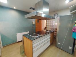 Oportunidad única para inversores: Casa unifamiliar de 3 plantas en el corazón de Masquefa photo 0