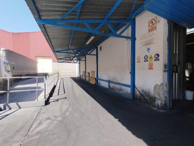 Nave Industrial en Venta . Ideal para inversores o empresas de transporte photo 0