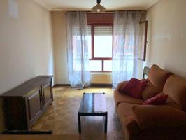 Piso En venta en Calle Fray Ceferino, Corredoria-Huca-Teatinos, Oviedo photo 0