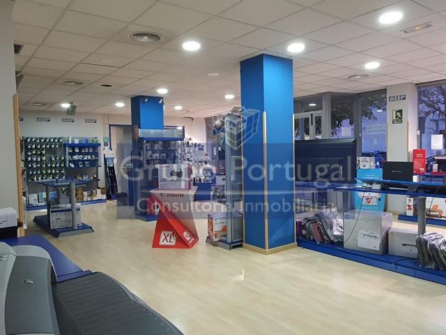 Local En venta en Arganda photo 0