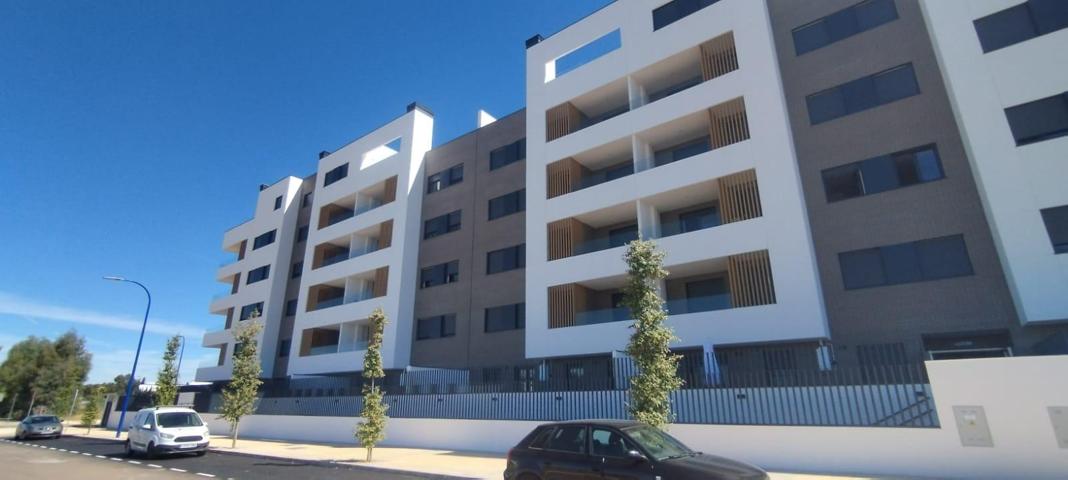 SuHogar...Moderno en Alquiler con Terraza y Piscina en Avenida de Elvas photo 0