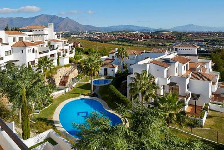  Ático En venta en Urbanizacion Residencial Mirabella, Doña Julia Golf, Casares photo 0