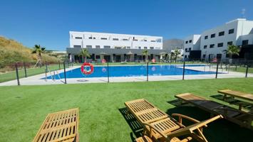 Piso En venta en Avenida Blas De Lezo, 3, Costa Natura, Estepona photo 0