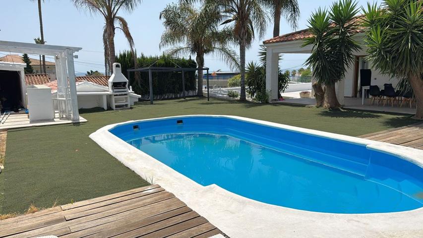 Casa En venta en Calle Del Molino, 28, Playa Bahía Dorada, Estepona photo 0