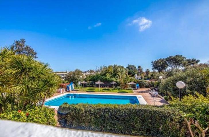 Dúplex En venta en Calle Cadiz, 1, Sotogrande Costa, Sotogrande photo 0
