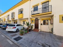 Unifamiliar Pareada En venta en Calle Cabo De Gata, Punta Plata, Estepona photo 0