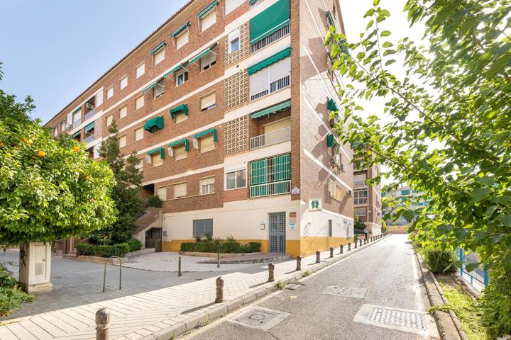 FANTASTICO PISO EXTERIOR JUNTO A TRAUMA!!!!!!!! photo 0