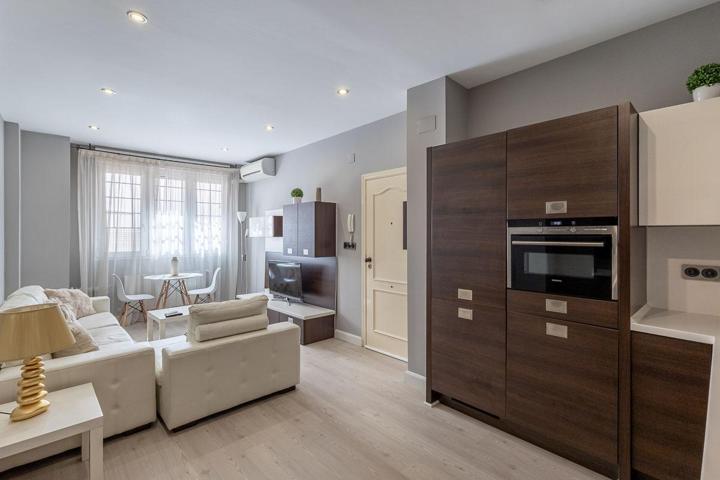 PLENO CENTRO DE GRANADA photo 0