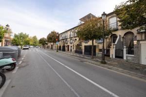 Casa adosada en Atarfe photo 0