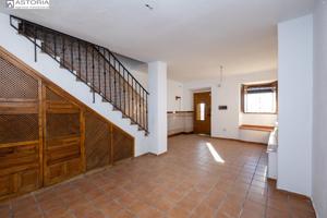 Se ofrece a la venta una extraordinaria casa en uno de los sitios más emblemáticos photo 0