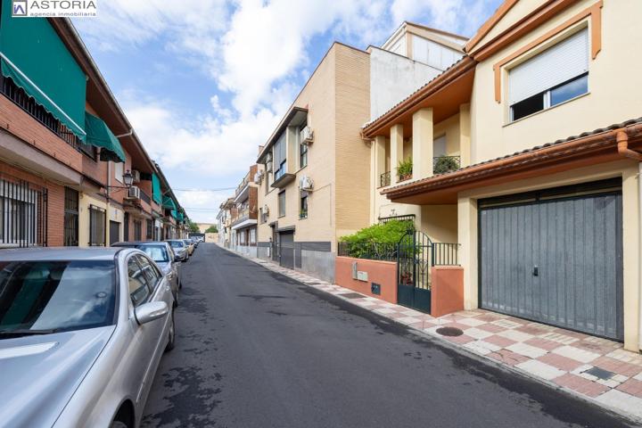 Piso En venta en Armilla, Armilla photo 0