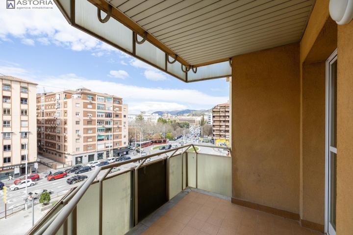 🏡 VENTA DE PISO EN PLAZA EINSTEIN – GRANADA 🎓 photo 0