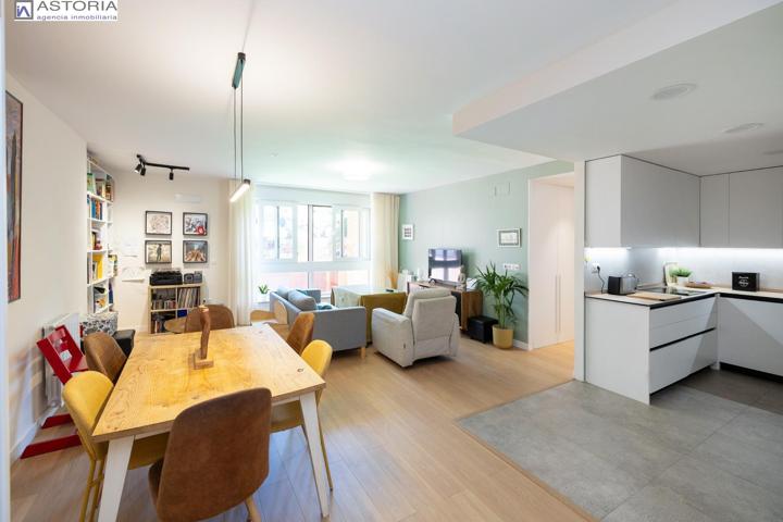 Espectacular vivienda ubicada en la zona de La Caleta photo 0