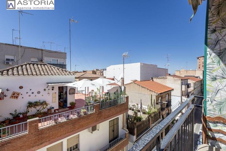 ✨ **Gran oportunidad en el Zaidín** ✨Piso en cuarta planta con ascensor y haciendo esquina. photo 0