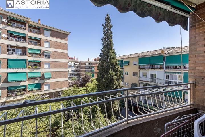 Piso en Maracena photo 0