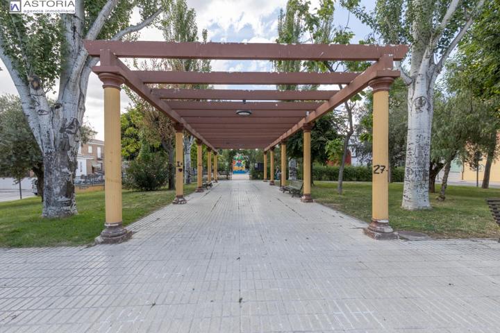 ¡Oportunidad única en la mejor zona de Maracena! photo 0