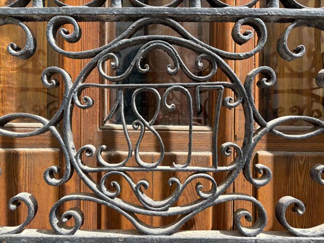 EN VENTA MANSION DE FINALES DEL SIGLO XIX Y EDIFICIO COLINDANTE CON JARDÍN, TERRAZAS, SOTANO Y MÁS photo 0