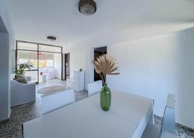 PISO DE TRES DORMITORIOS Y UN BAÑO CON TERRAZA JUNTO A LAS UNIVERSIDADES UV E UPV photo 0