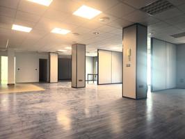 Oficina En alquiler en Centro, Badajoz photo 0