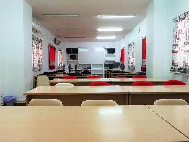 Oficina En alquiler en María Auxiliadora, Badajoz photo 0