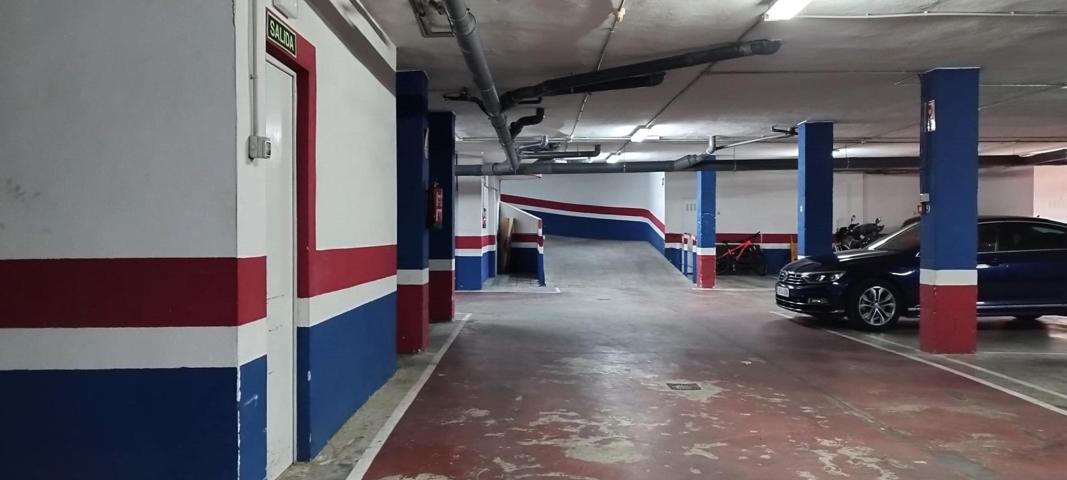 Parking En venta en Sta. Marina, Badajoz photo 0