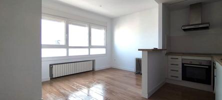 Alquiler sin muebles en el centro de Badajoz. photo 0