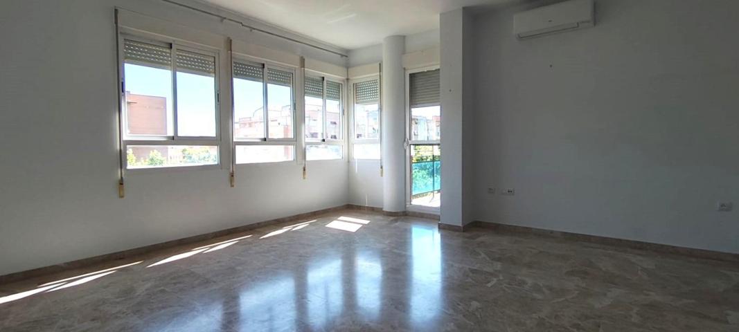Alquiler sin muebles en Paseo Condes de Barcelona photo 0