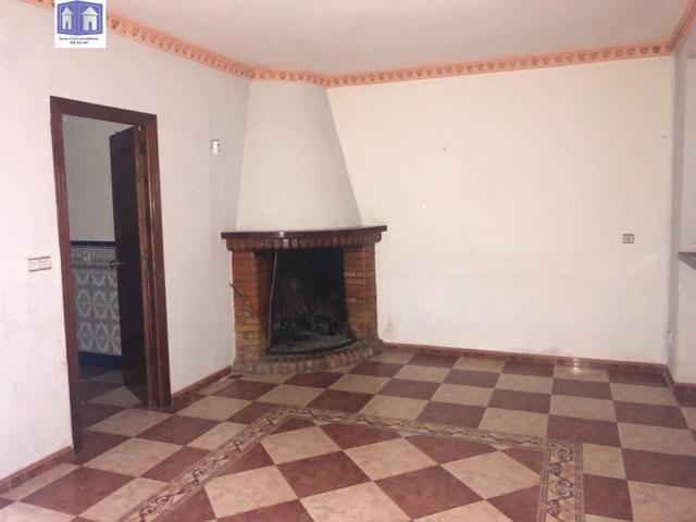 CASA DE PUEBLO EN COLOMERA photo 0