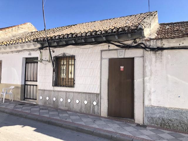 CASA EN ATARFE EN PLANTA BAJA CON JARDIN photo 0