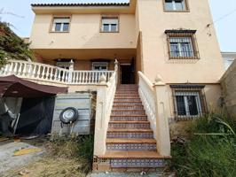 CASA CON PISCINA EN ALHENDIN photo 0
