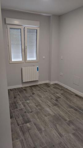 Piso En venta en Calle Extremadura, Juan De La Cierva, Getafe photo 0