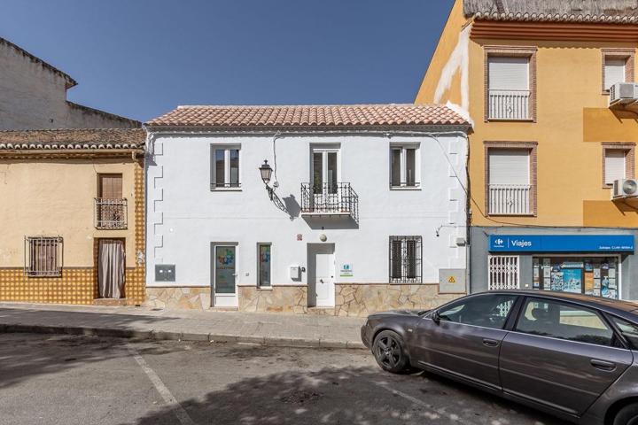 Casa turística con alta rentabilidad asegurada en La Zubia. photo 0