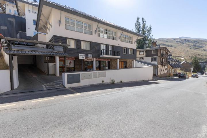 ¡Espectacular apartamento en Sierra Nevada! photo 0