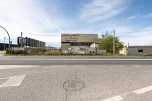 SE VENDE ESPECTACULAR NAVE INDUSTRIAL EN ATARFE photo 0