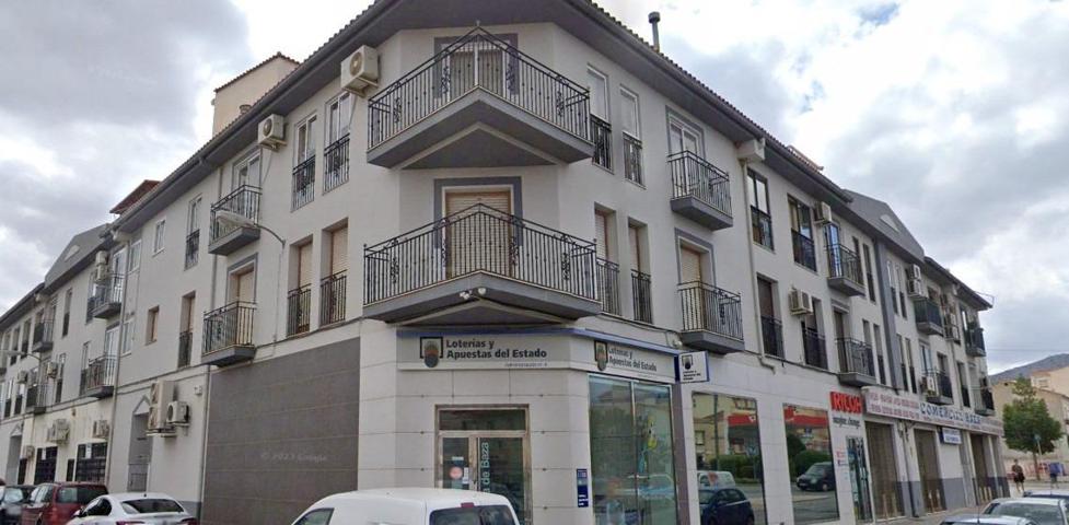 ¡Tu nuevo hogar te espera en Baza, Granada! photo 0
