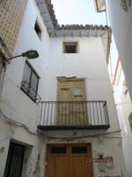 Casa de pueblo con historia en el corazón de Baza (Granada) photo 0